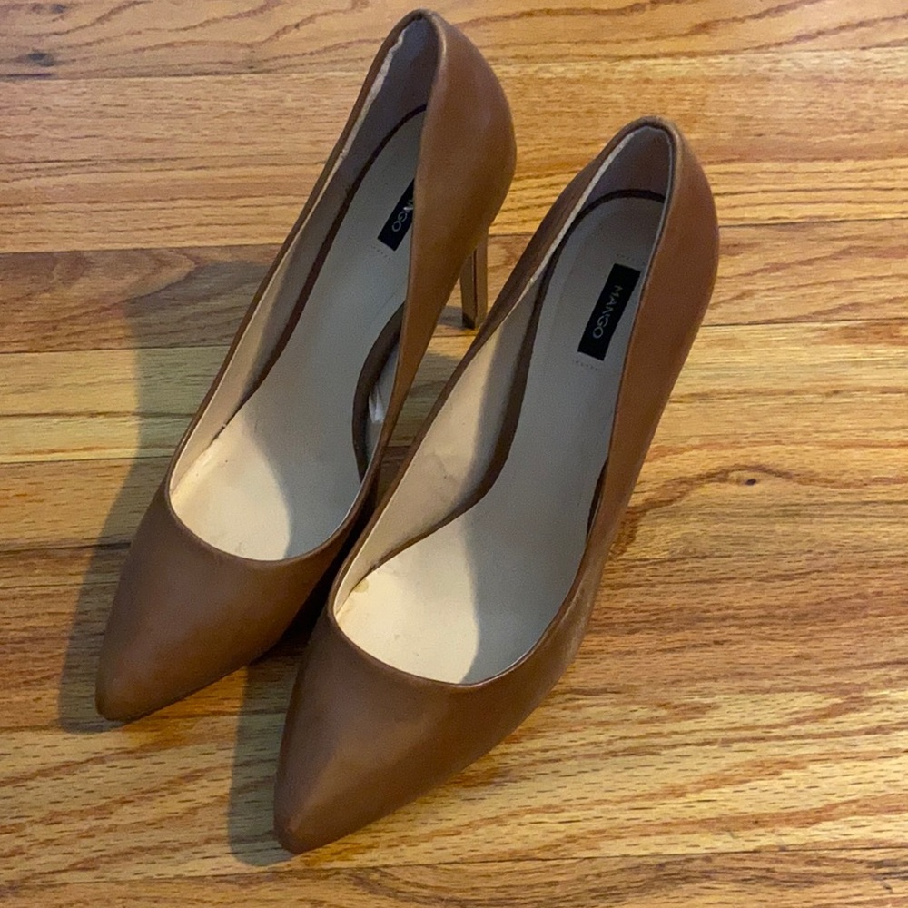Leather brown shoes
